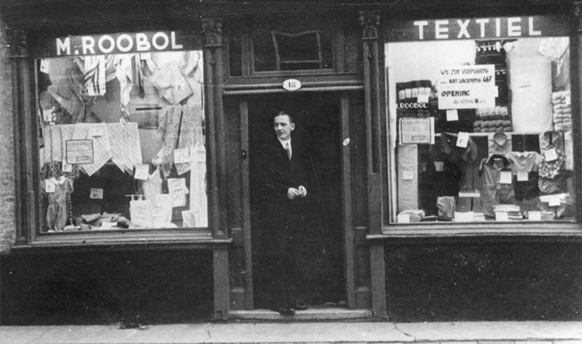 Eerste-roobol-winkel-1946