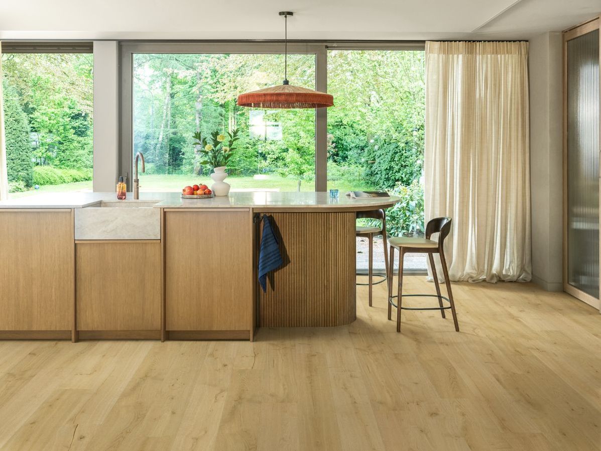 Quick-step impressive | lM8255