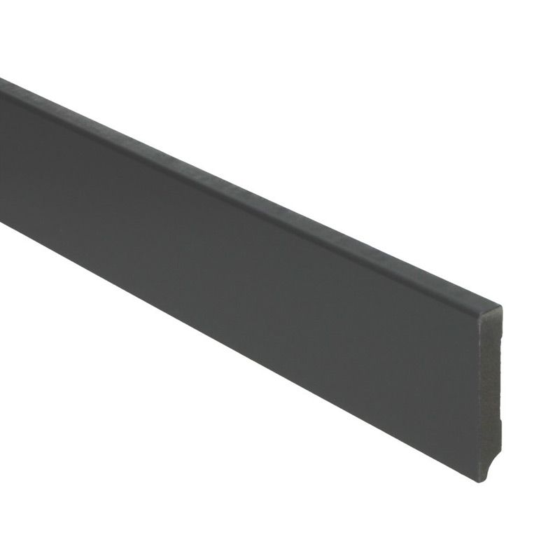 Hoge plint Modern zwart