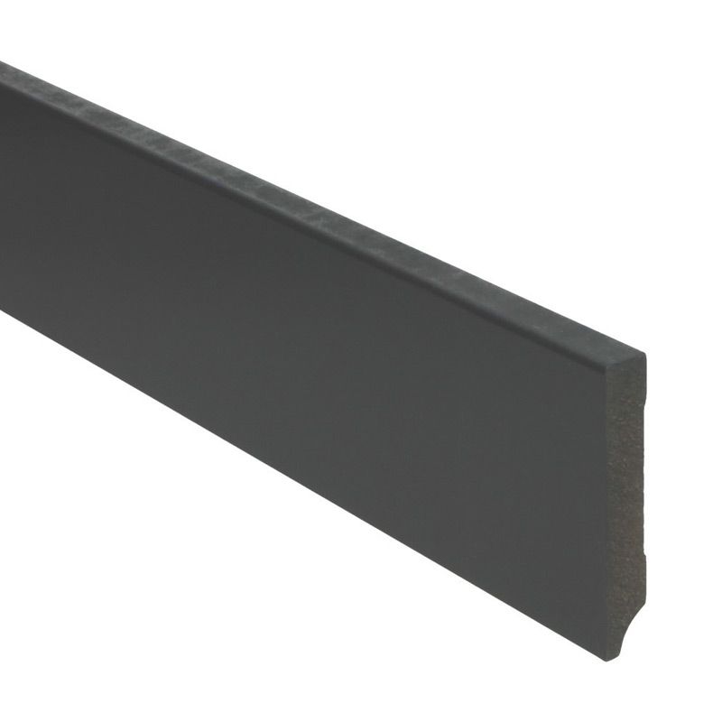 Hoge plint Modern zwart 