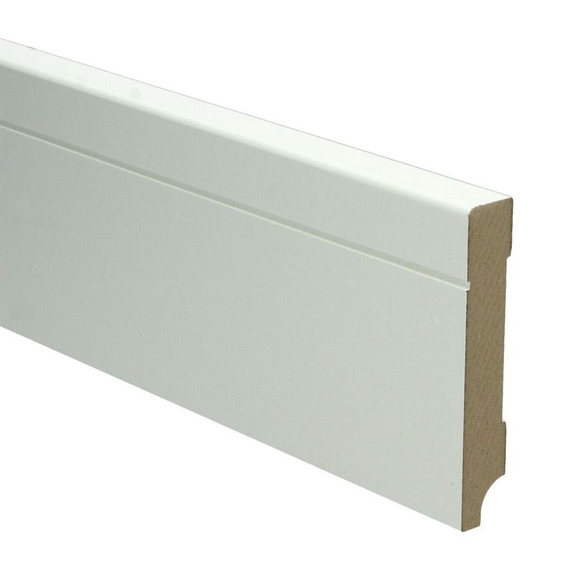 Hoge plint Tijdloos wit