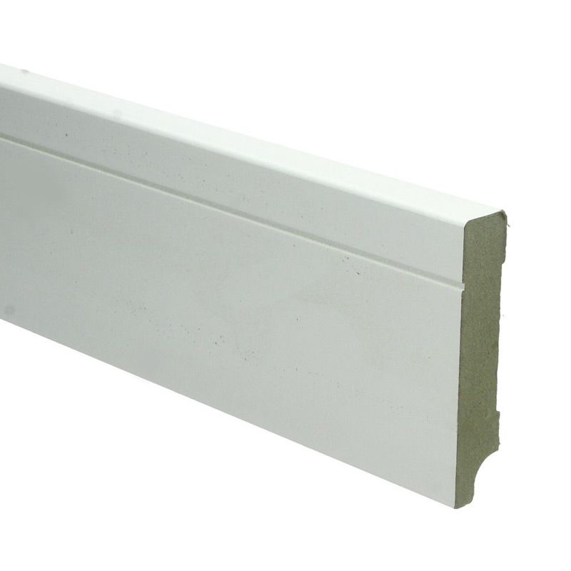 Hoge plint Tijdloos wit