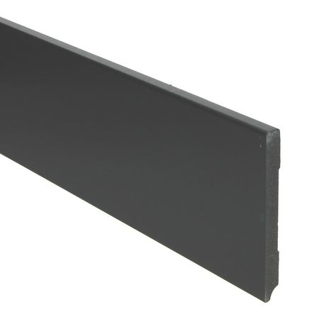Hoge plint Modern zwart